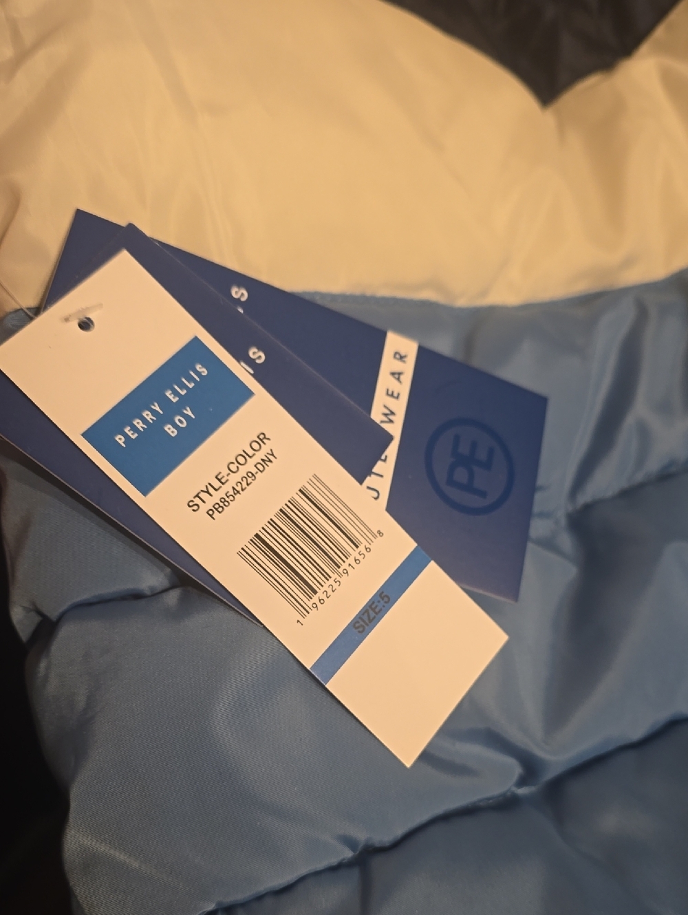 Perry Ellis Boy Colorblock Puffer Jacket - Picture 4 of 5